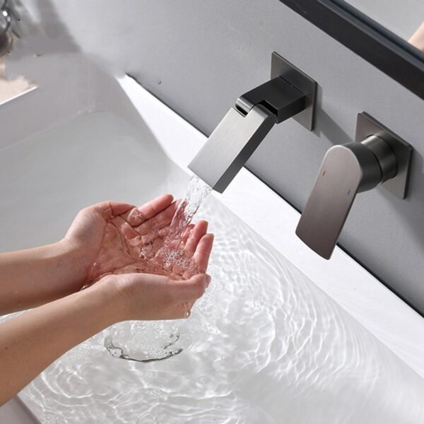 European Style Embedded Concealed Hot and Cold Water Waterfall Faucet Wall Mounted Mixer Brass Concealed Basin Mixer - 图片 3